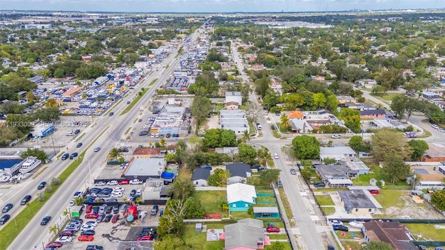 9616 NW 26th Ave, Miami, FL 33147