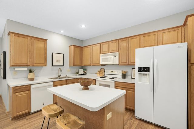 1996 111th Court NE, Blaine, MN 55449