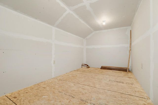 1996 111th Court NE, Blaine, MN 55449