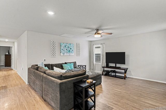 7231 Lavaca, San Antonio, TX 78218