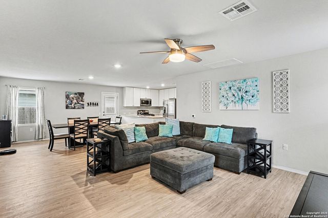 7231 Lavaca, San Antonio, TX 78218