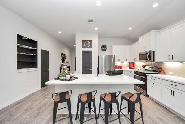 11206 Youngquist Drive, Baytown, TX 77535