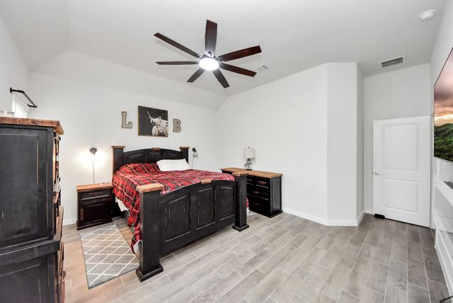 11206 Youngquist Drive, Baytown, TX 77535