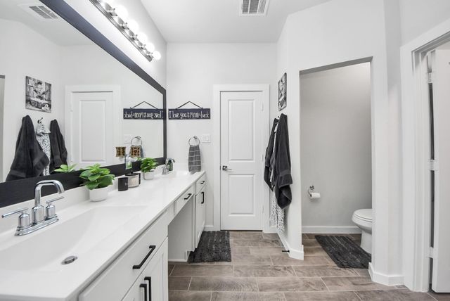 11206 Youngquist Drive, Baytown, TX 77535