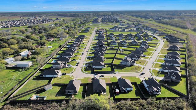 11206 Youngquist Drive, Baytown, TX 77535