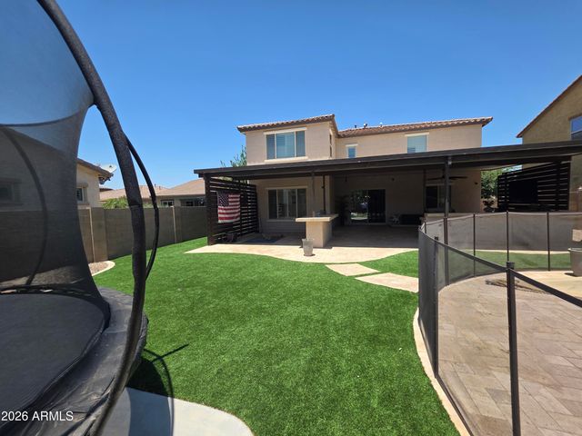 2885 E CITADEL Court, Gilbert, AZ 85298