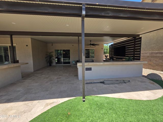 2885 E CITADEL Court, Gilbert, AZ 85298