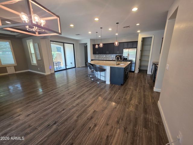 2885 E CITADEL Court, Gilbert, AZ 85298