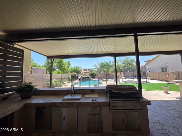 2885 E CITADEL Court, Gilbert, AZ 85298