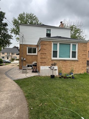 2337 Kensington Avenue, Westchester, IL 60154