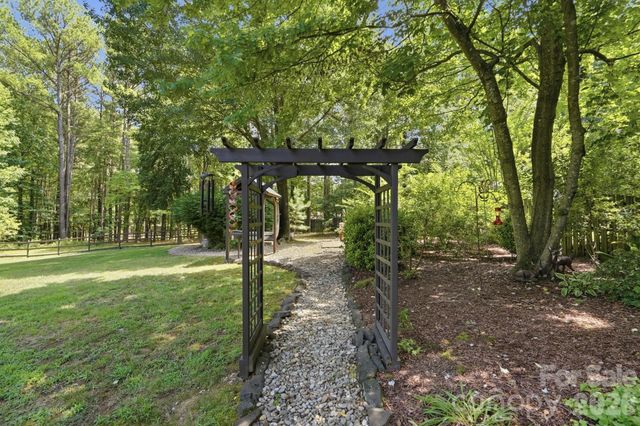 7254 Pine Ridge Drive, Denver, NC 28037