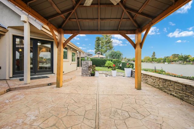 4044 Fort Donelson Dr, Stockton, CA 95219