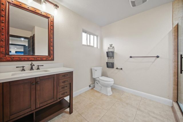 4044 Fort Donelson Dr, Stockton, CA 95219