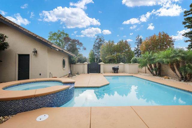 4044 Fort Donelson Dr, Stockton, CA 95219