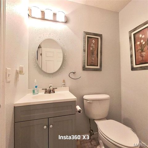 7584 Private Road 2453, West Plains, MO 65775