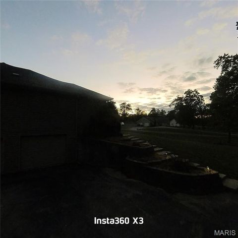 7584 Private Road 2453, West Plains, MO 65775