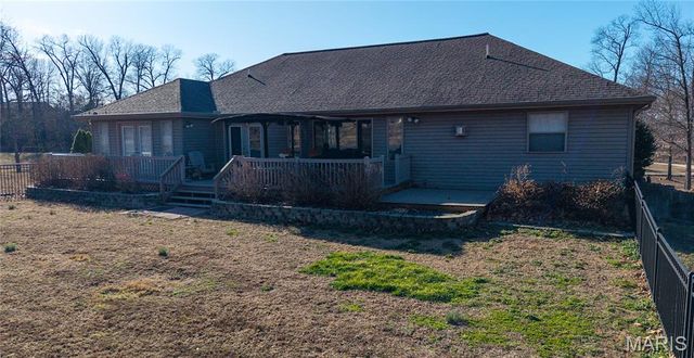 7584 Private Road 2453, West Plains, MO 65775