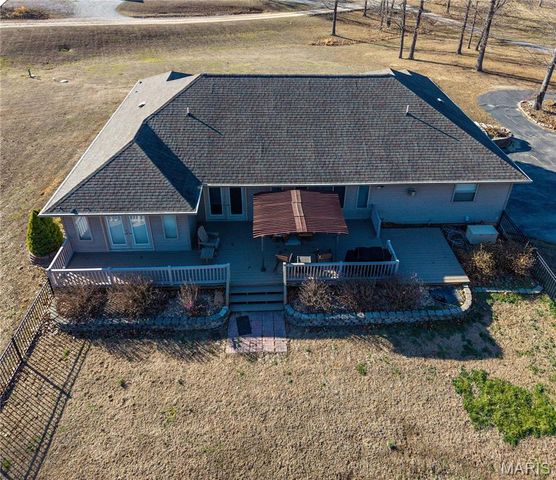 7584 Private Road 2453, West Plains, MO 65775