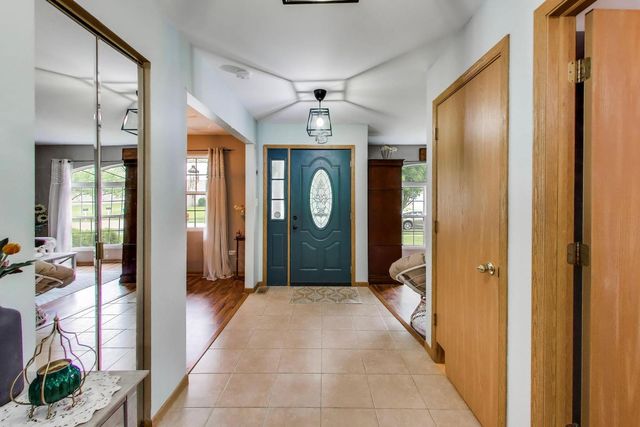 909 Arrowhead Drive, Elwood, IL 60421