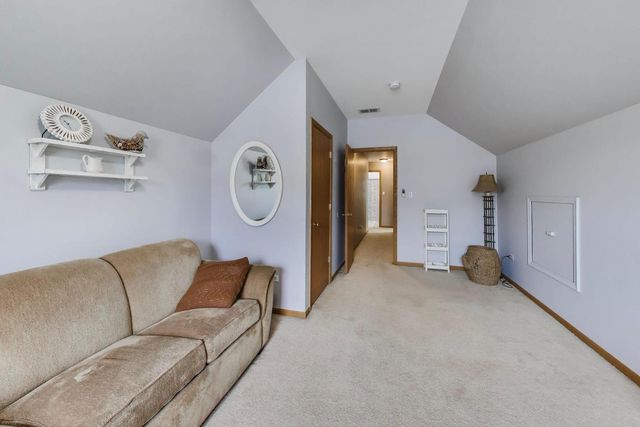 909 Arrowhead Drive, Elwood, IL 60421