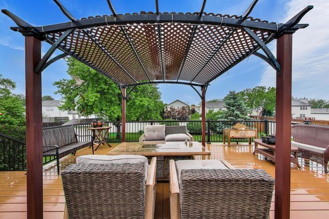 909 Arrowhead Drive, Elwood, IL 60421