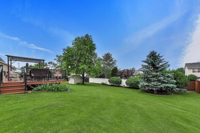 909 Arrowhead Drive, Elwood, IL 60421