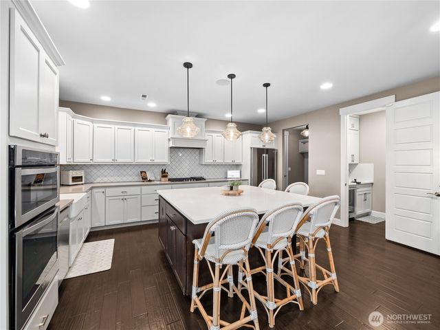 2015 186th Avenue E, Lake Tapps, WA 98391