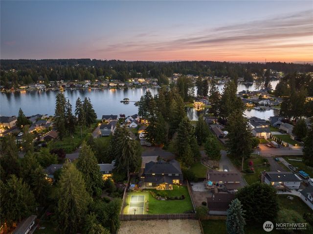 2015 186th Avenue E, Lake Tapps, WA 98391