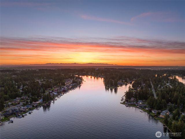2015 186th Avenue E, Lake Tapps, WA 98391