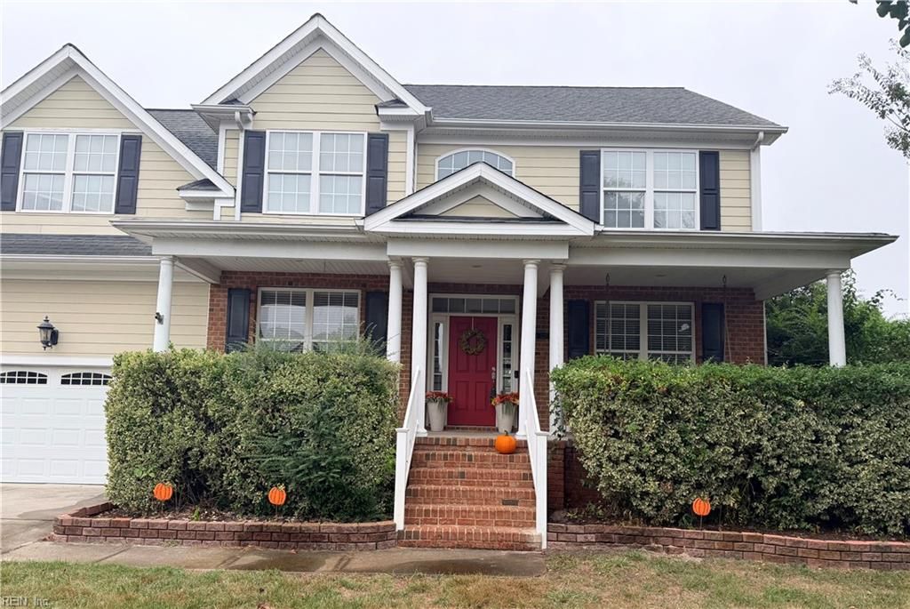 1237 Spruce LN, Chesapeake, VA 23320