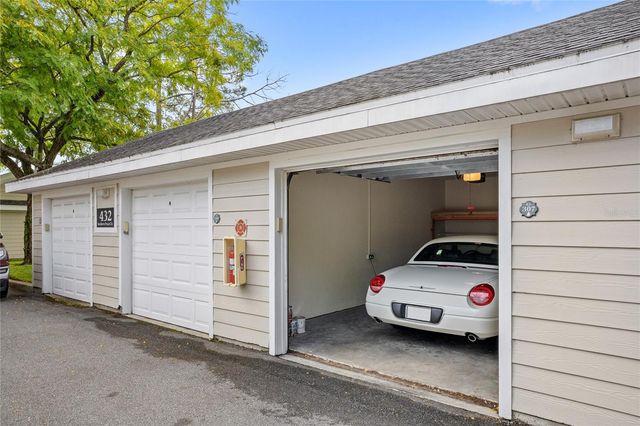 431 SOUTHERN PECAN CIRCLE 201, Winter Garden, FL 34787