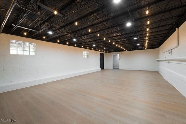 433 Chestnut Road, Seven Hills, OH 44131