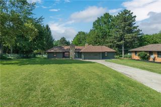 433 Chestnut Road, Seven Hills, OH 44131