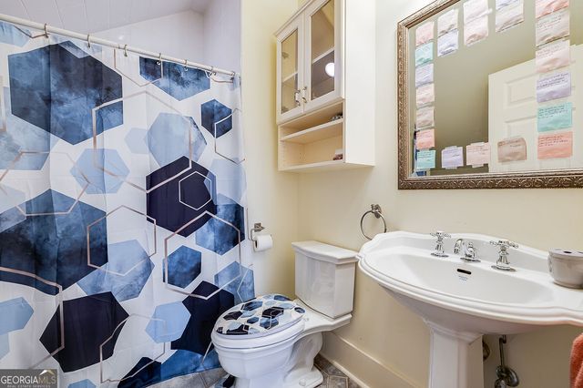 100 Cambridge Drive, Rincon, GA 31326