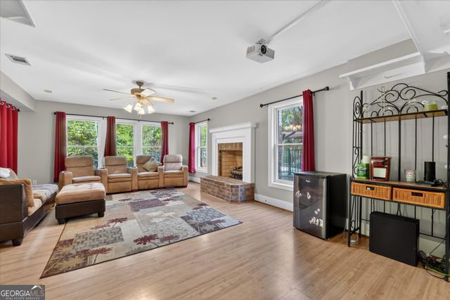 100 Cambridge Drive, Rincon, GA 31326