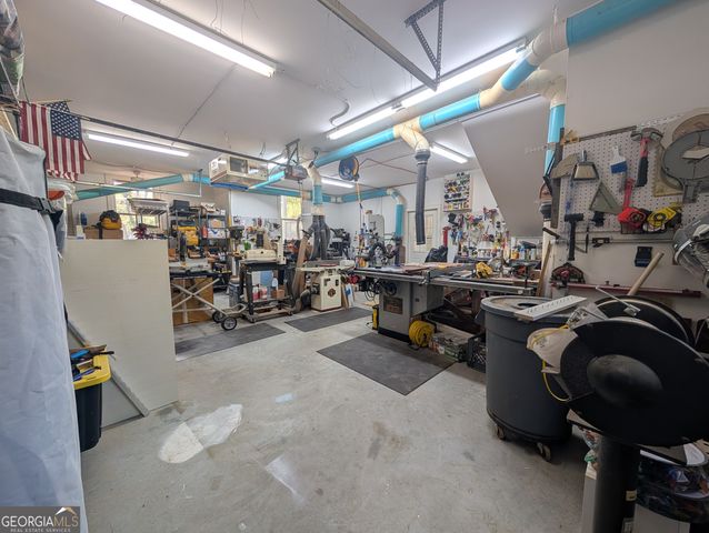 100 Cambridge Drive, Rincon, GA 31326