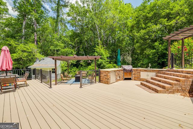 100 Cambridge Drive, Rincon, GA 31326