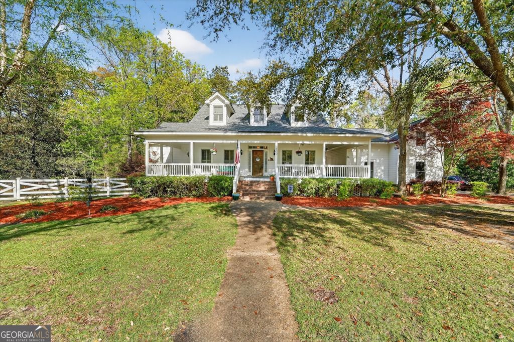 100 Cambridge Drive, Rincon, GA 31326