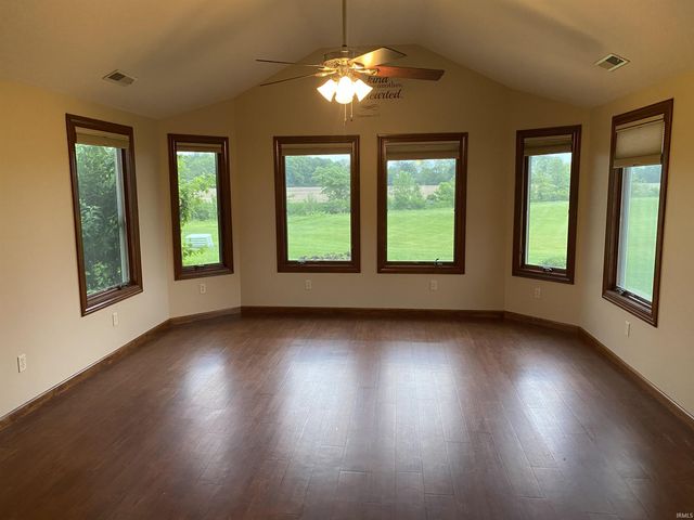 1534 Dunnagans Way, New Haven, IN 46774