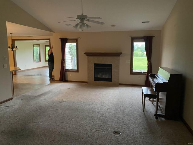 1534 Dunnagans Way, New Haven, IN 46774