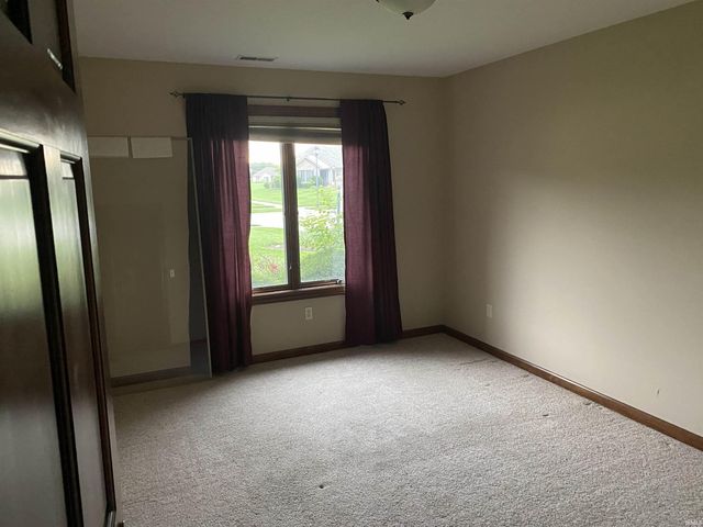 1534 Dunnagans Way, New Haven, IN 46774