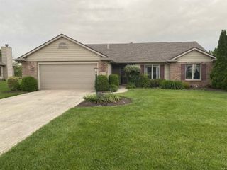 1534 Dunnagans Way, New Haven, IN 46774