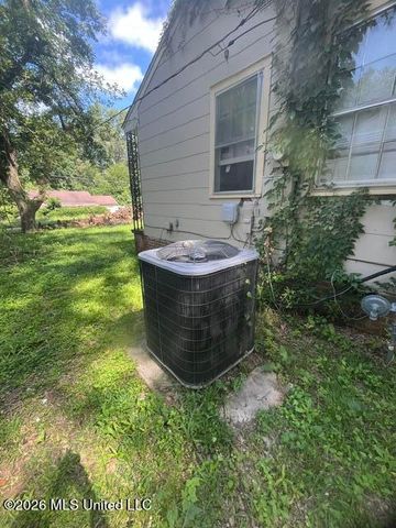 3258 Meadow Lane, Jackson, MS 39212