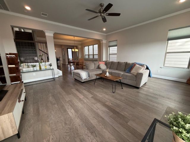 4610 Center Street, Houston, TX 77007