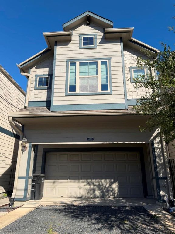 4610 Center Street, Houston, TX 77007