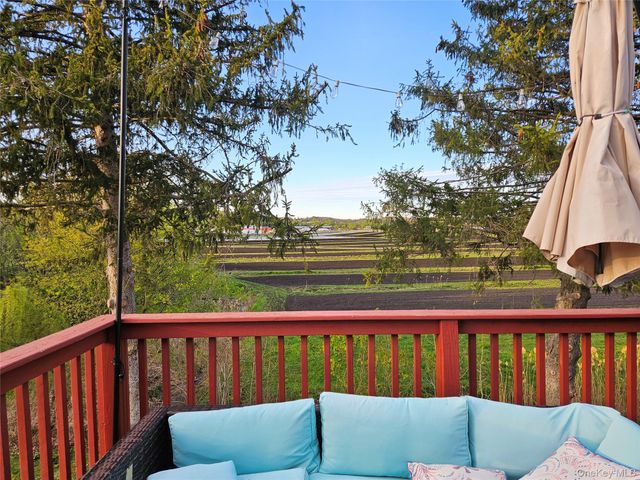 35 Maple Avenue, Chester, NY 10918