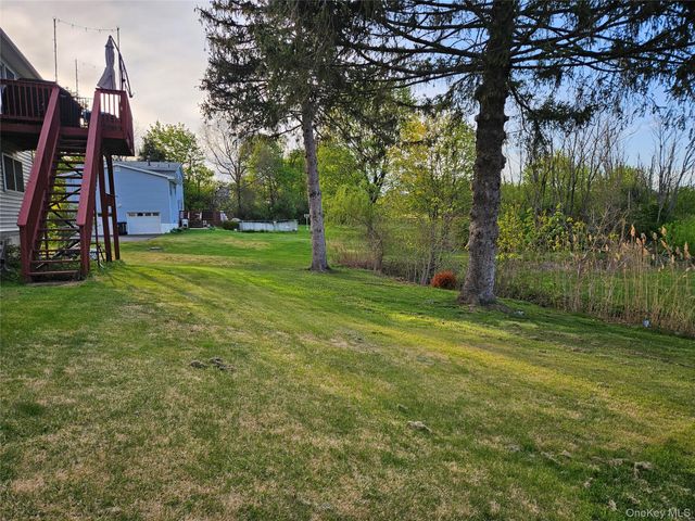 35 Maple Avenue, Chester, NY 10918
