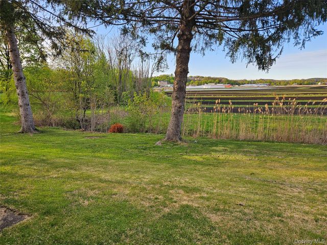 35 Maple Avenue, Chester, NY 10918