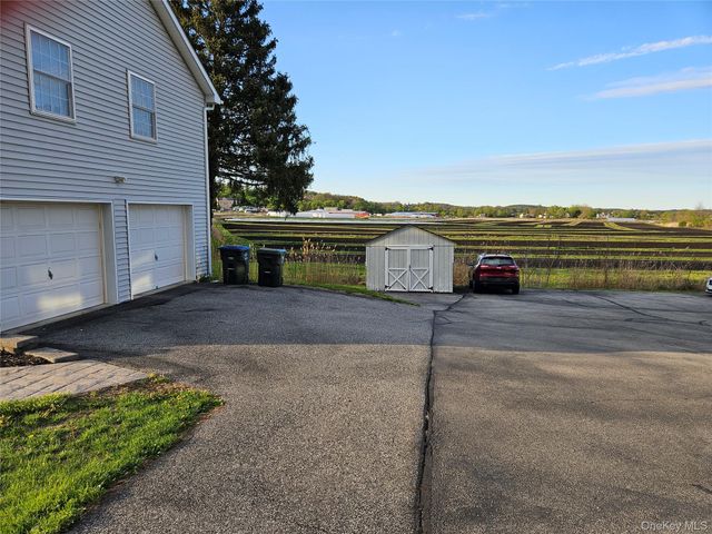 35 Maple Avenue, Chester, NY 10918