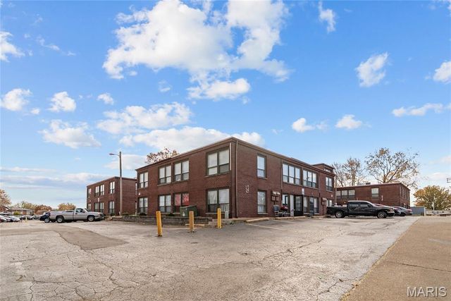 3725 Morganford Road, St Louis, MO 63116